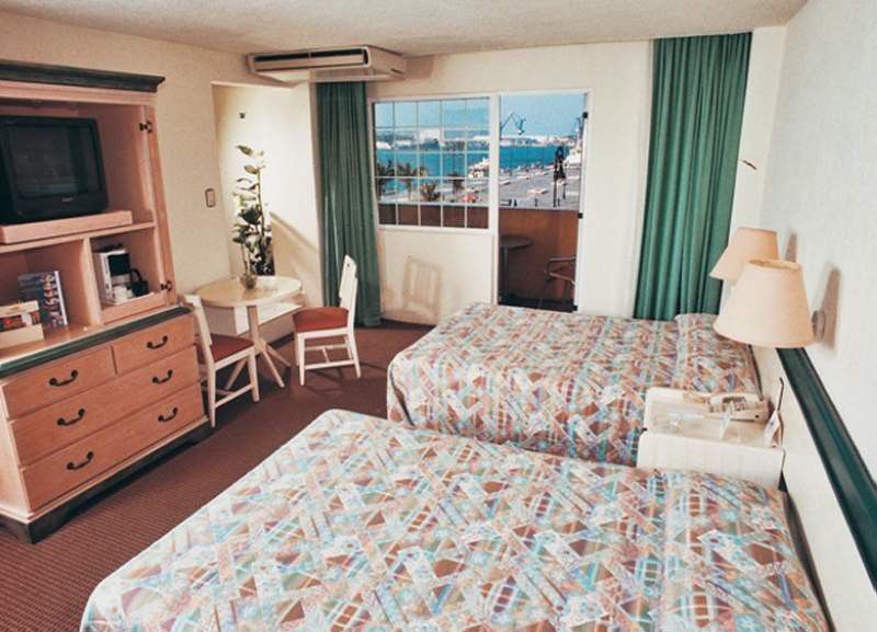 Emporio Hotel